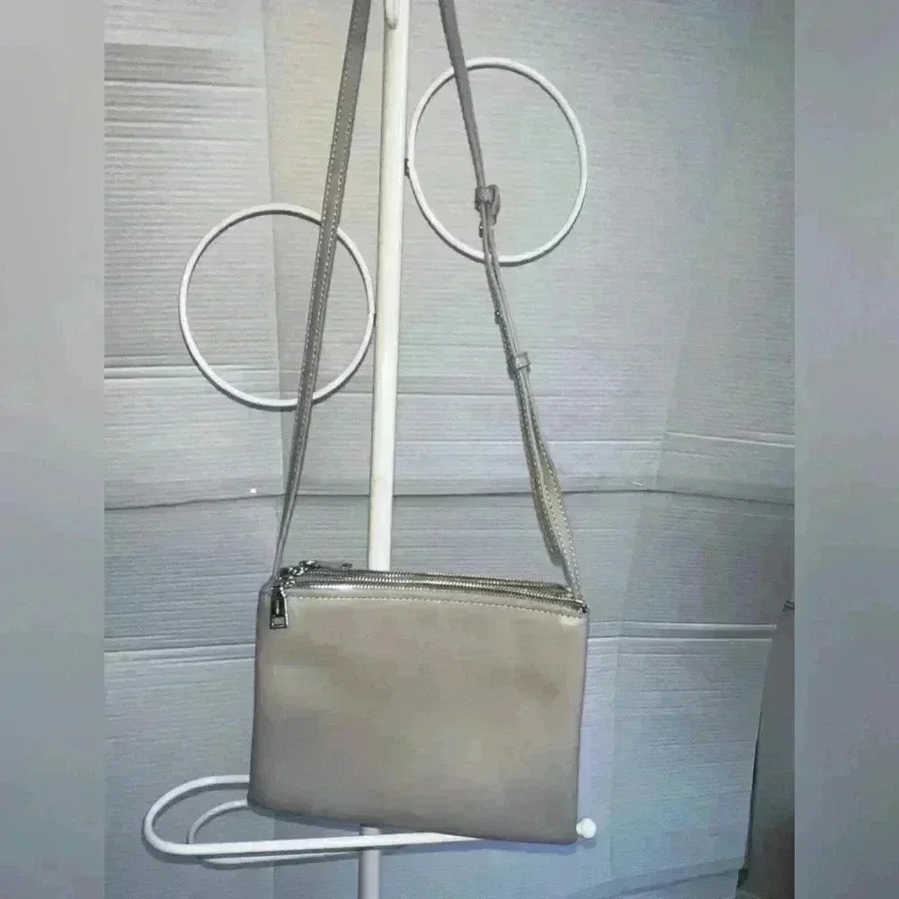 Urban Expressions Crossbody Bag - Picture 2 of 6